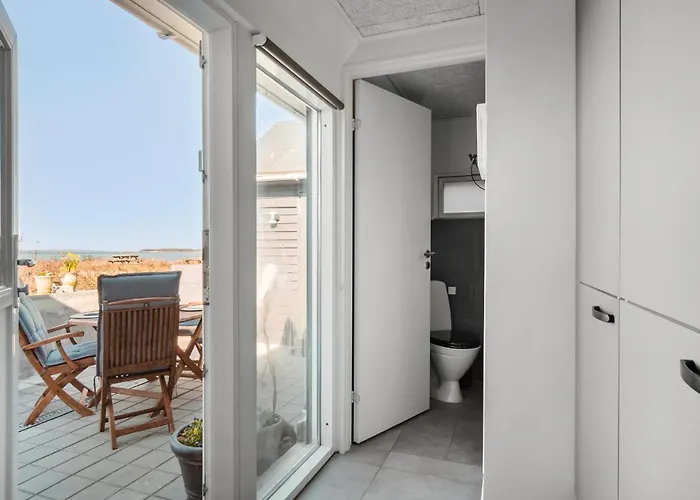 2 Bedroom Lovely In Сasa de vacaciones *